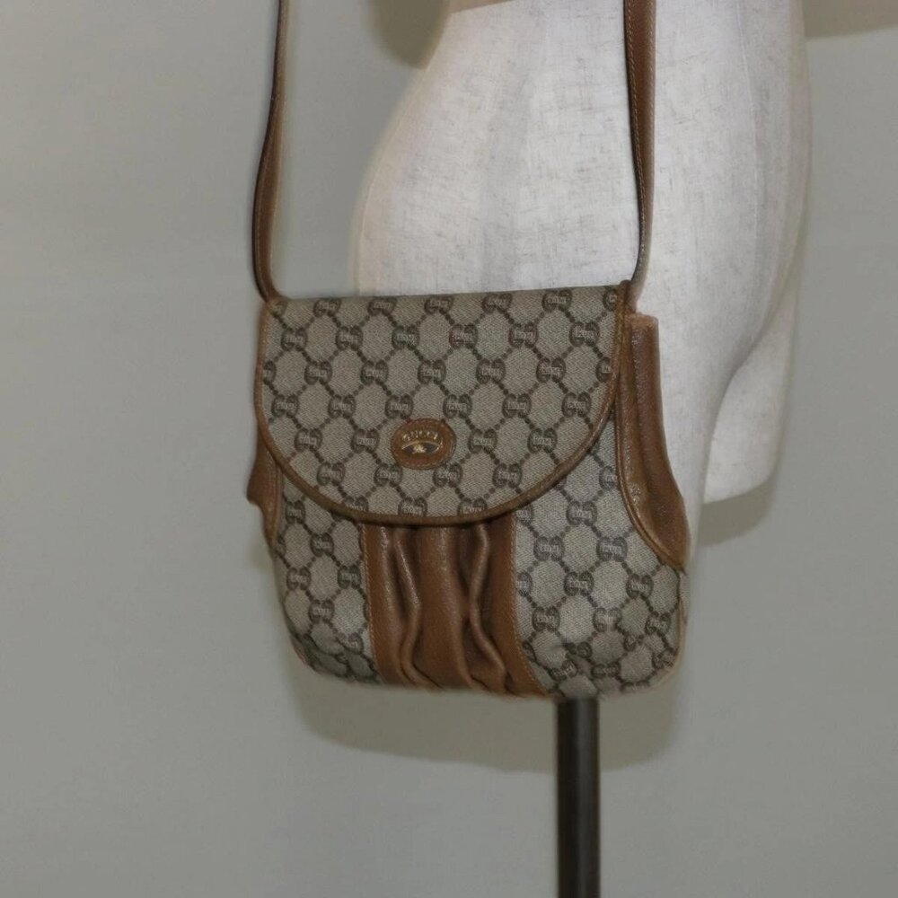 GUCCI GG Plus Supreme Shoulder Bag PVC Leather Beige Gold Auth